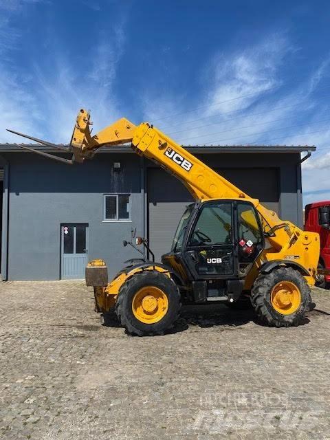 JCB 535-125 Teleskopik yükleyiciler