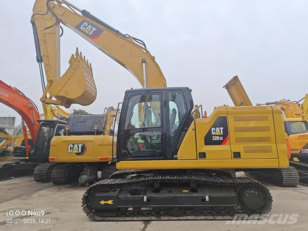 CAT 320 GC Paletli ekskavatörler