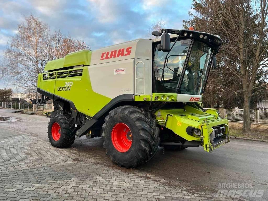 CLAAS 740 Biçerdöverler