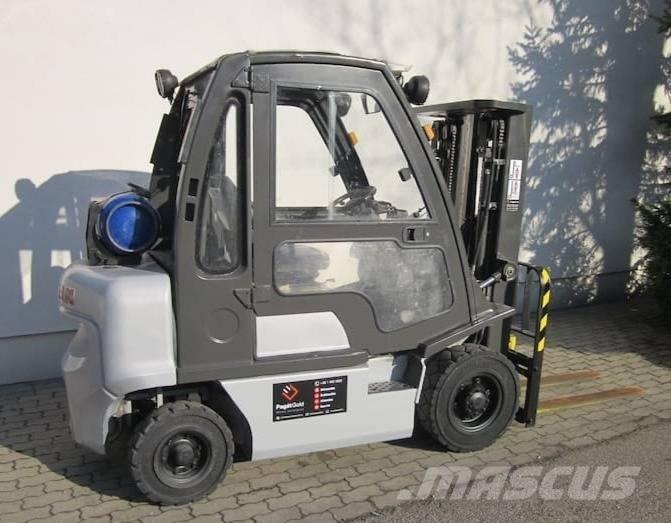 Nissan DX25LPG LPG'li forkliftler