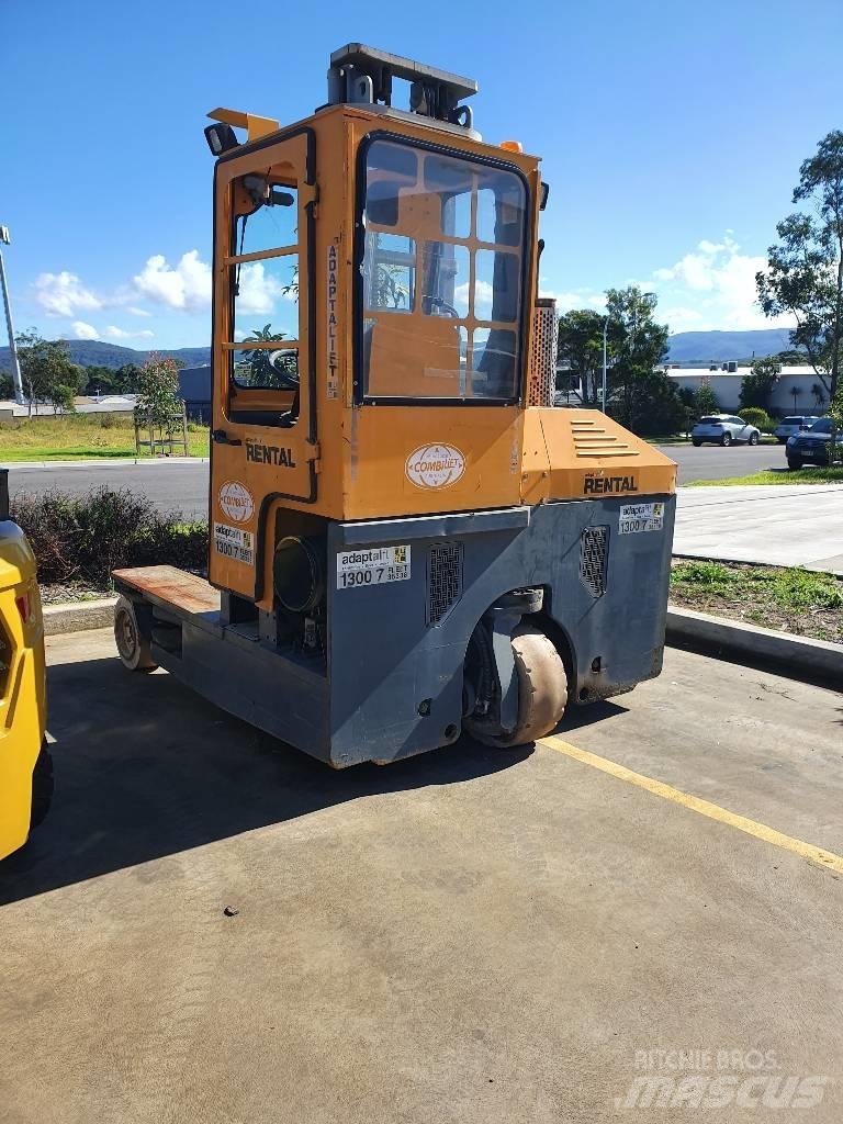 Combilift C3000 Sideloader - dört yönlü forkliftler