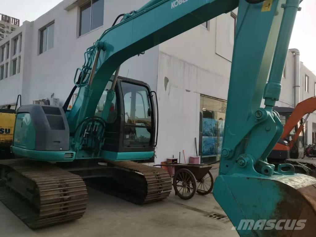 Kobelco SK 135 Paletli ekskavatörler