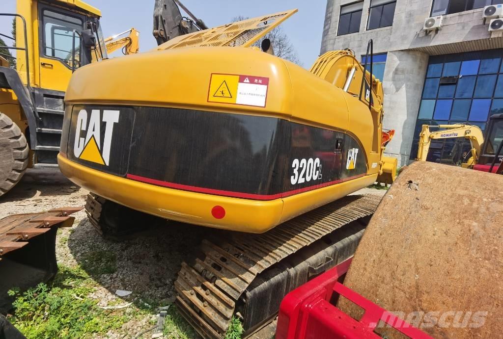 CAT 320 C L Paletli ekskavatörler