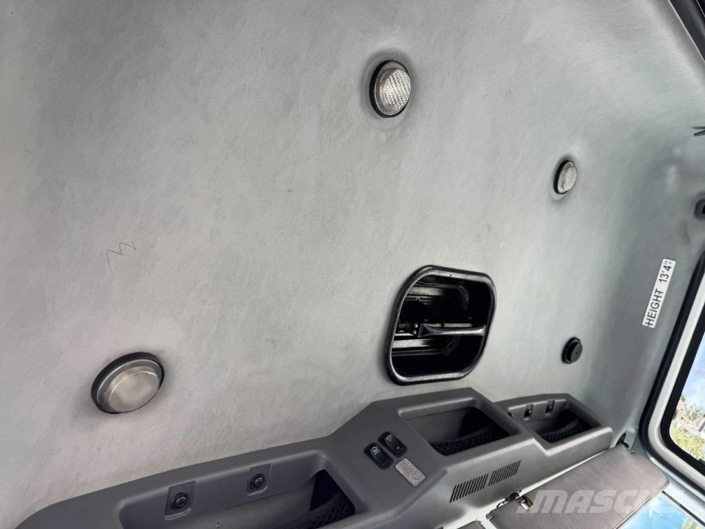 Mack Granite GU 813 Çekiciler