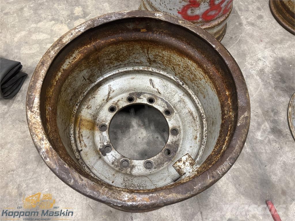 Valmet 860 24x26,5 Lastikler