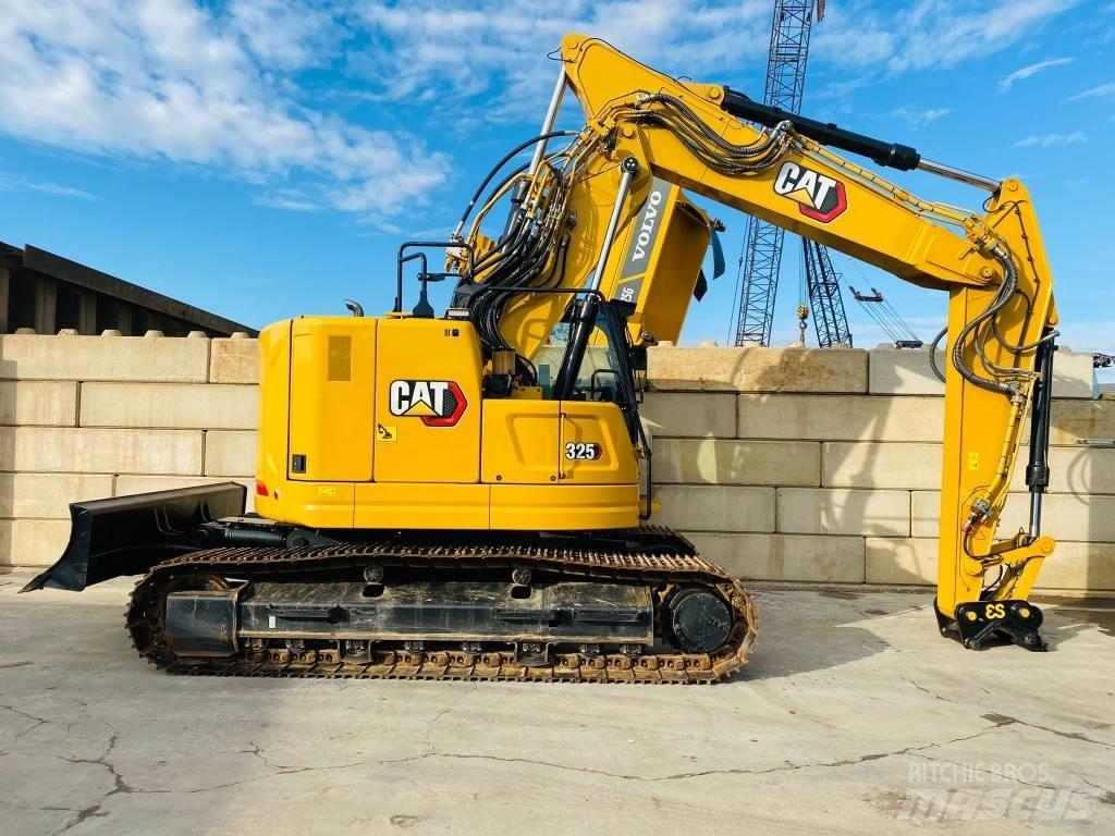 CAT 325 Paletli ekskavatörler