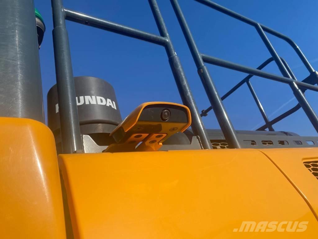 Hyundai HX220L Paletli ekskavatörler
