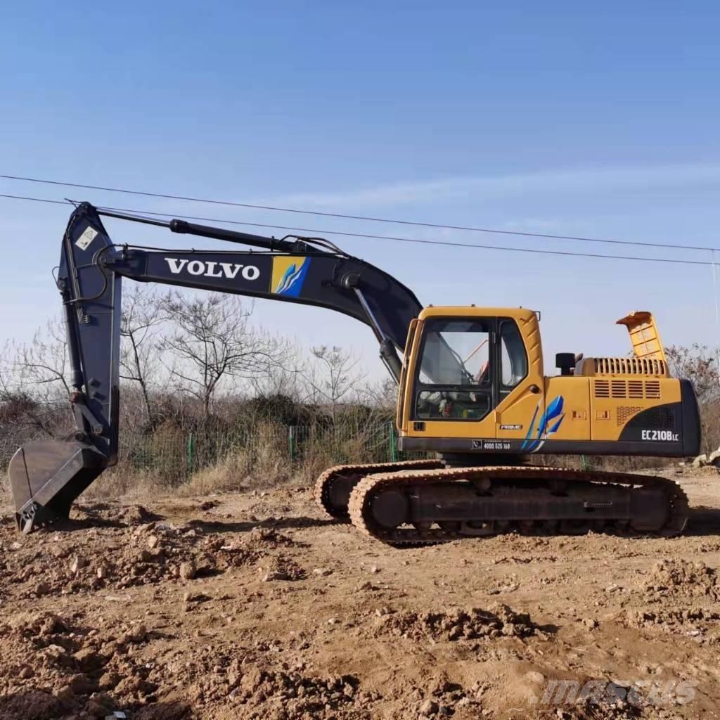 Volvo EC210B Paletli ekskavatörler