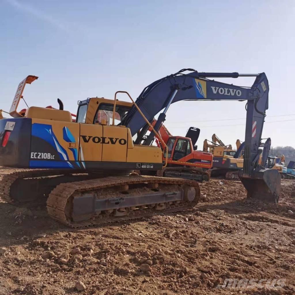 Volvo EC210B Paletli ekskavatörler