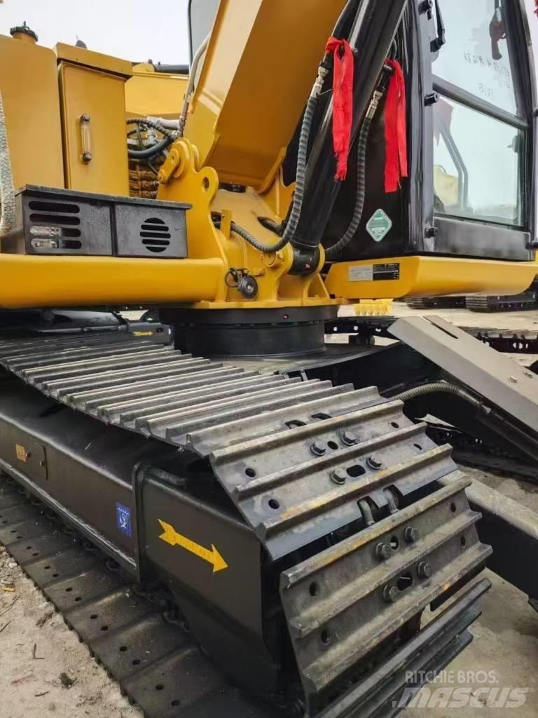 CAT 307E Paletli ekskavatörler