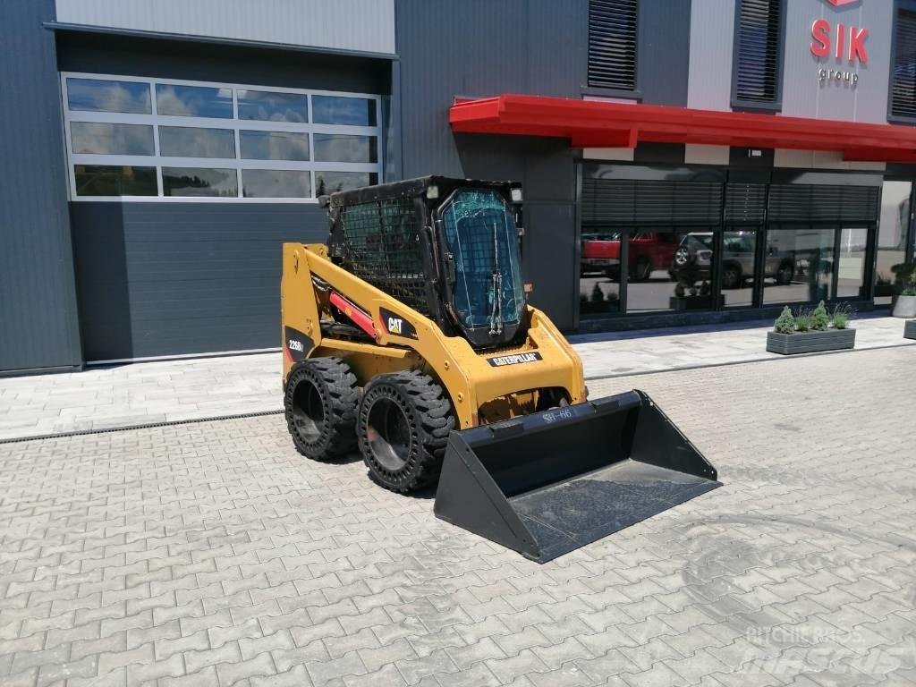 CAT 226 B 3 Skid steer loderler