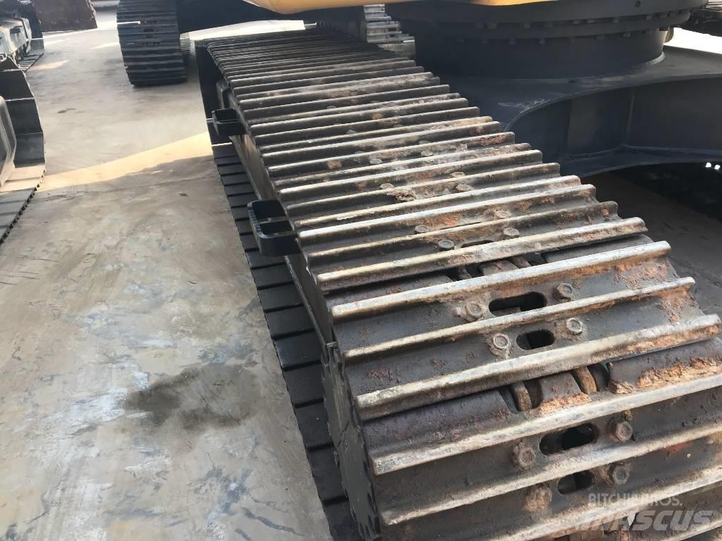 Komatsu PC 200-8N1 Paletli ekskavatörler