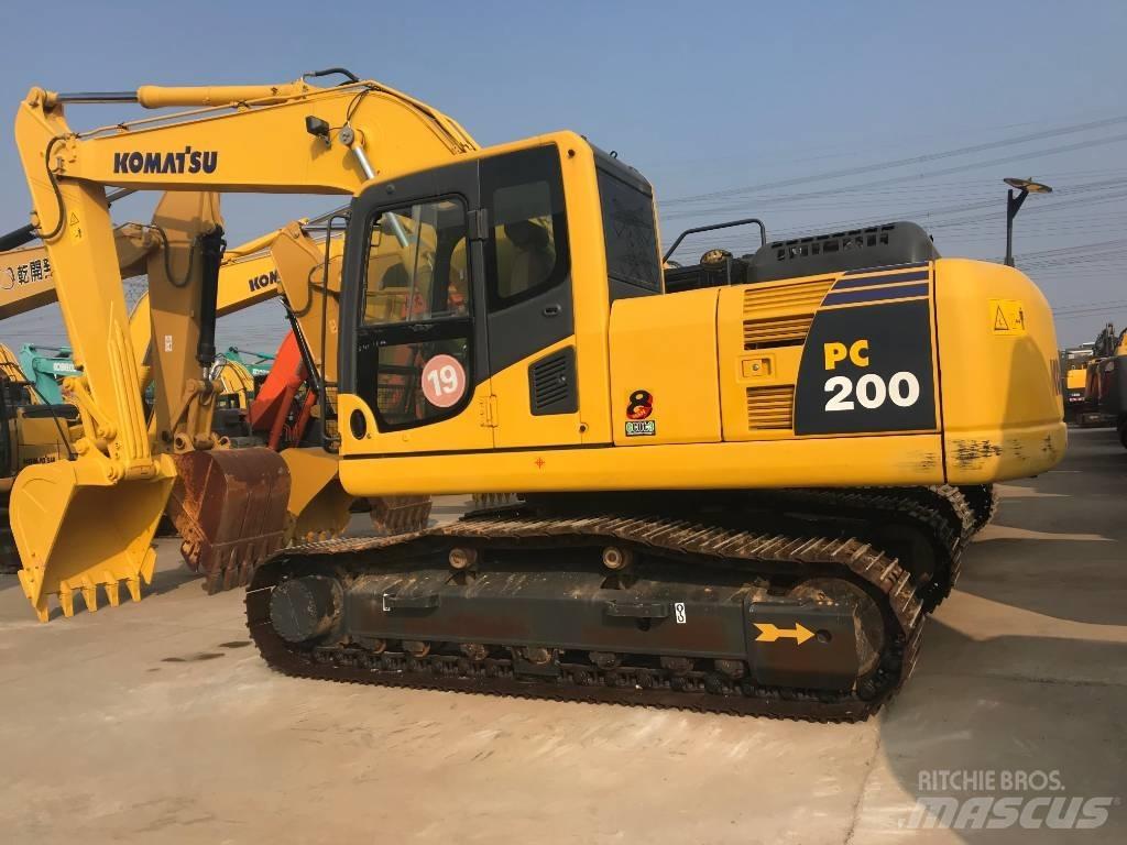 Komatsu PC 200-8N1 Paletli ekskavatörler
