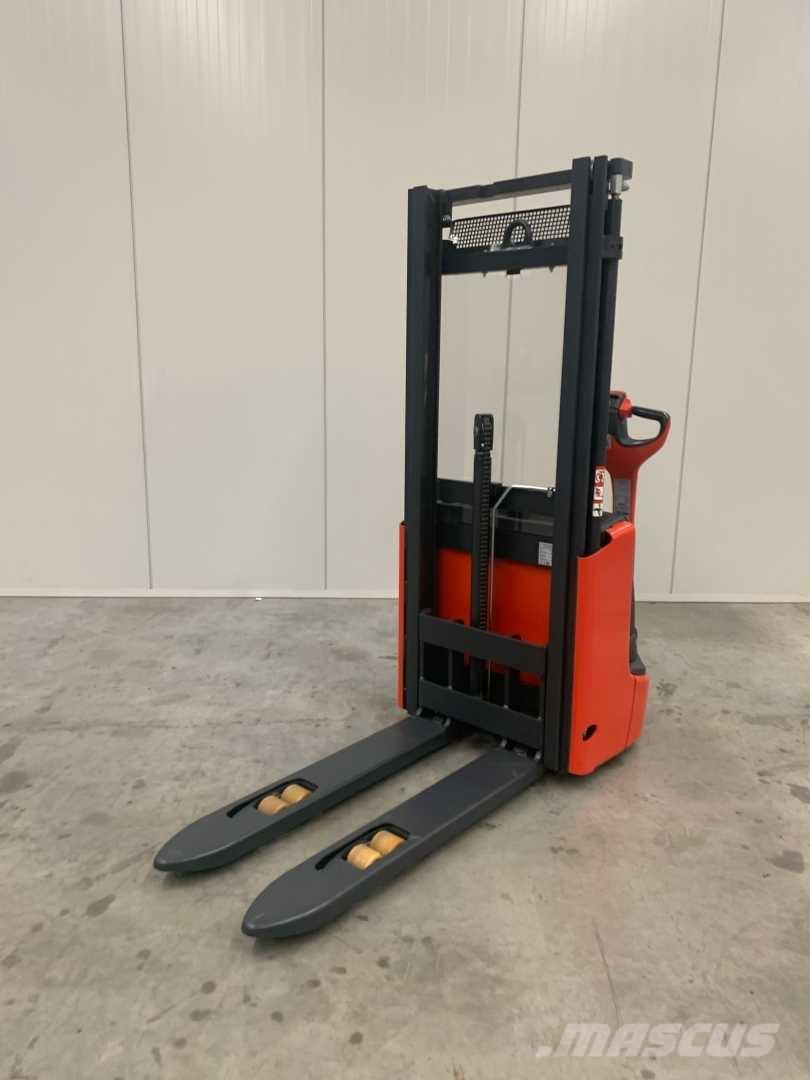Linde L10 Akülü depo ekipmanları