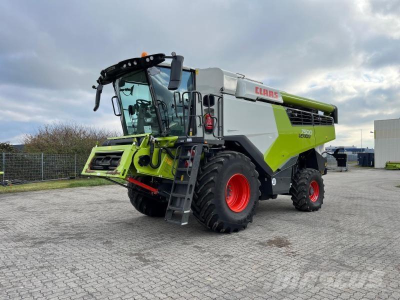 CLAAS LEXION 7500 Biçerdöverler