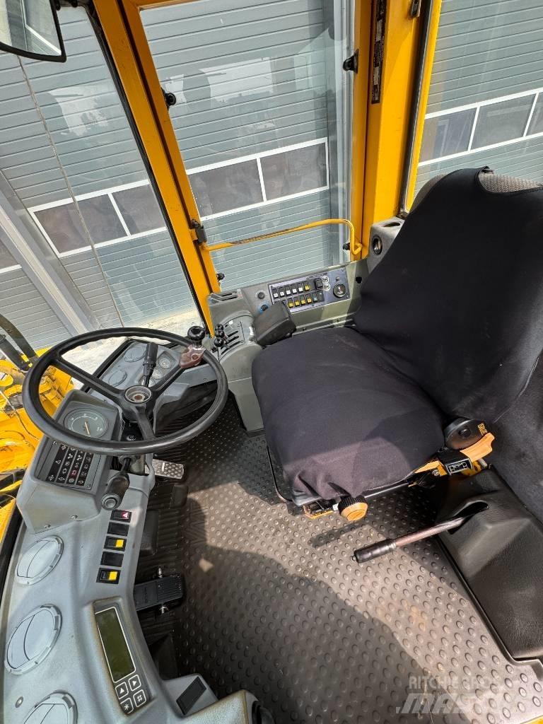 Volvo L90B Tekerlekli yükleyiciler