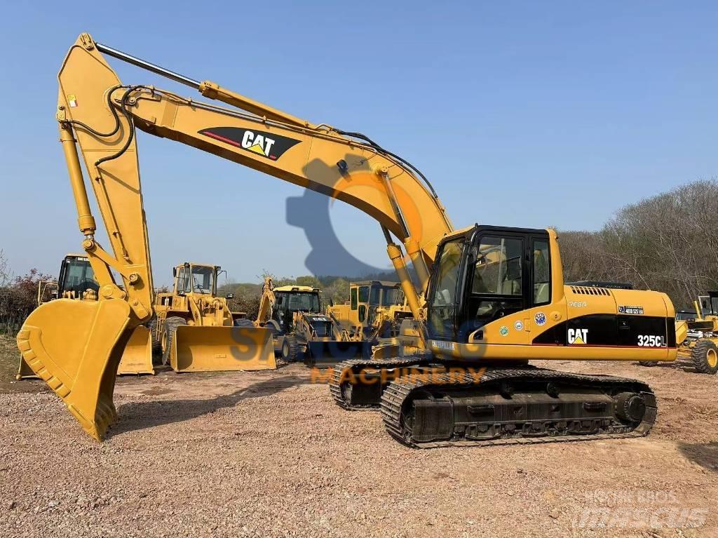 CAT 325 CL Paletli ekskavatörler