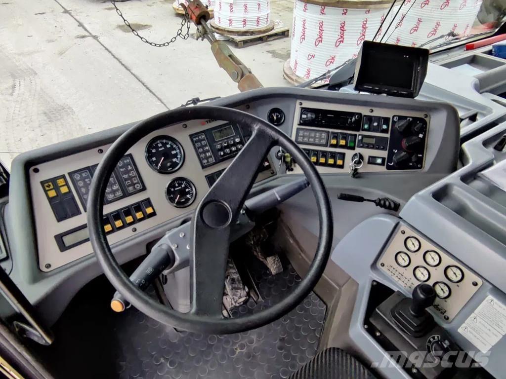 Demag AC 500 Yol-Arazi Tipi Vinçler (AT)