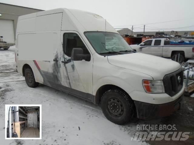 Nissan NV2500HD Kapali kasa kamyonlar