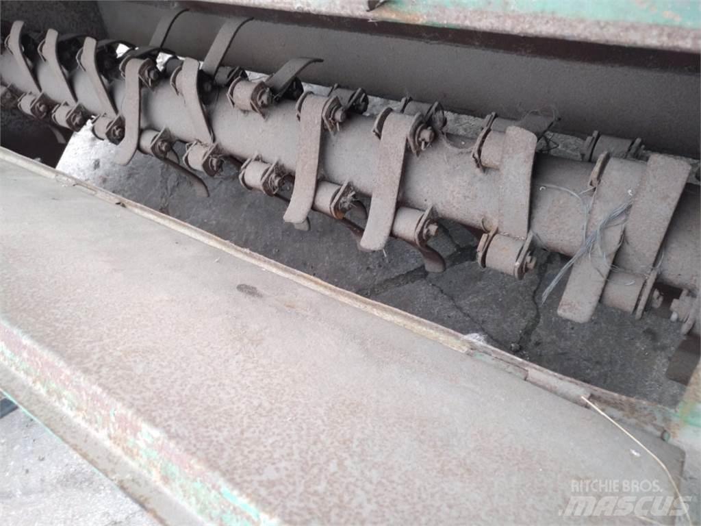 Humus 220 Diger yem biçme makinalari