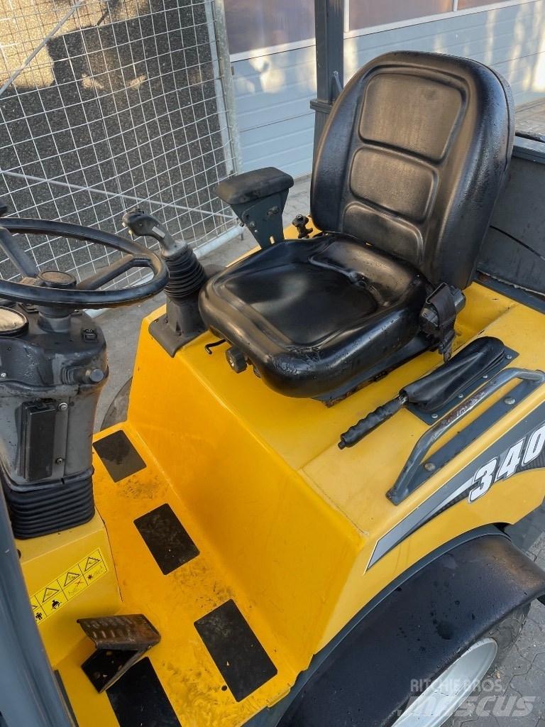 Gehl AL340 Mini yükleyiciler