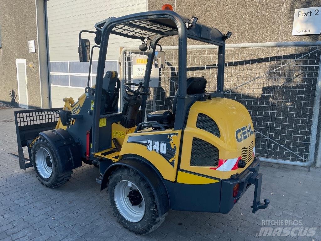 Gehl AL340 Mini yükleyiciler