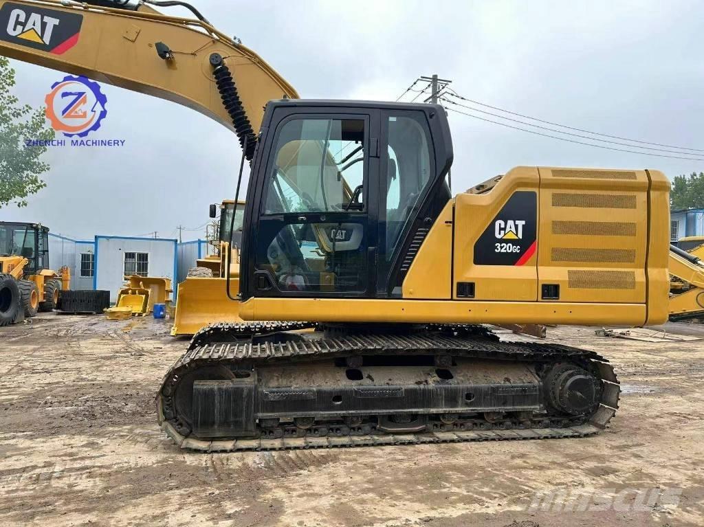CAT 320 GC Paletli ekskavatörler