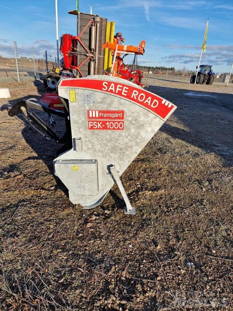 Fransgård FSK 1000 Kum ve tuz serpiciler