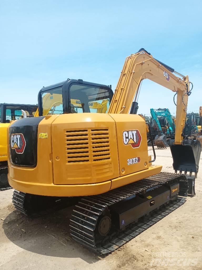 CAT 307E2 Midi ekskavatörler 7 - 12 t