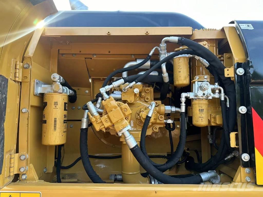 CAT 330 D L Paletli ekskavatörler