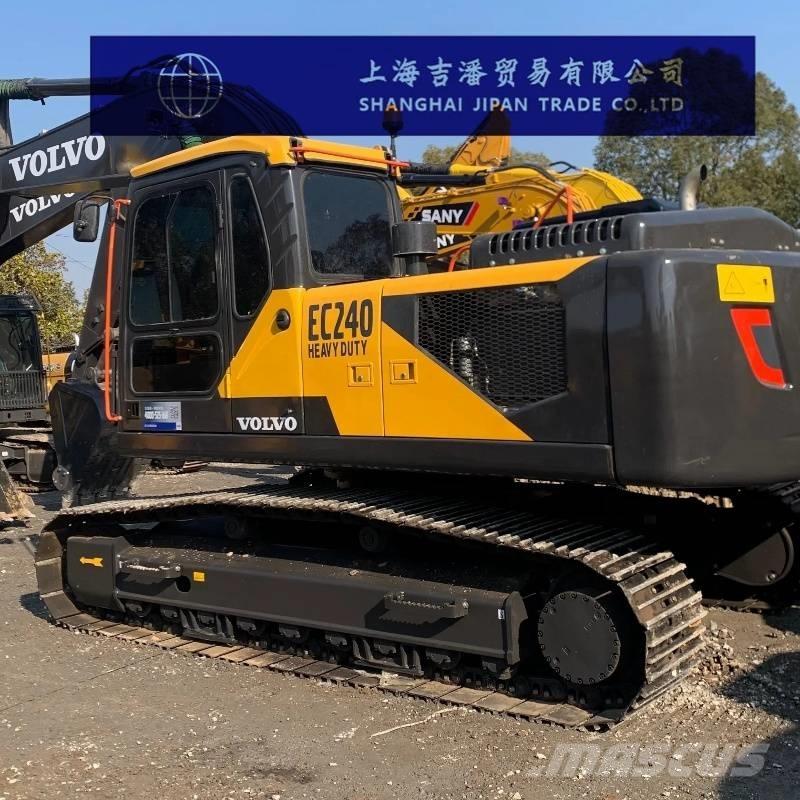 Volvo EC 240 Paletli ekskavatörler