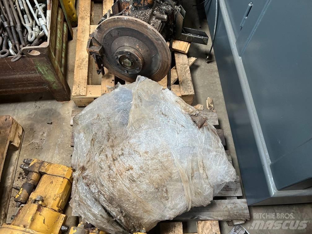 CAT 140 G gearbox Greyderler