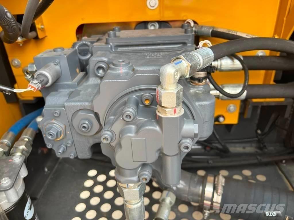 XCMG XE135GA Paletli ekskavatörler