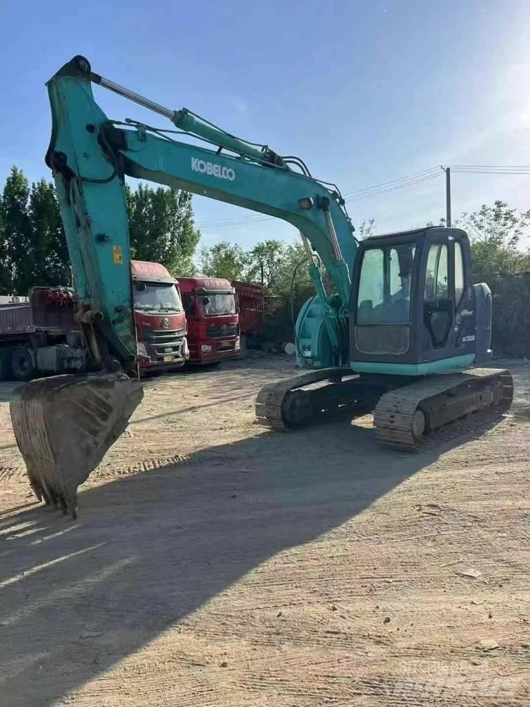 Kobelco SK135 Paletli ekskavatörler