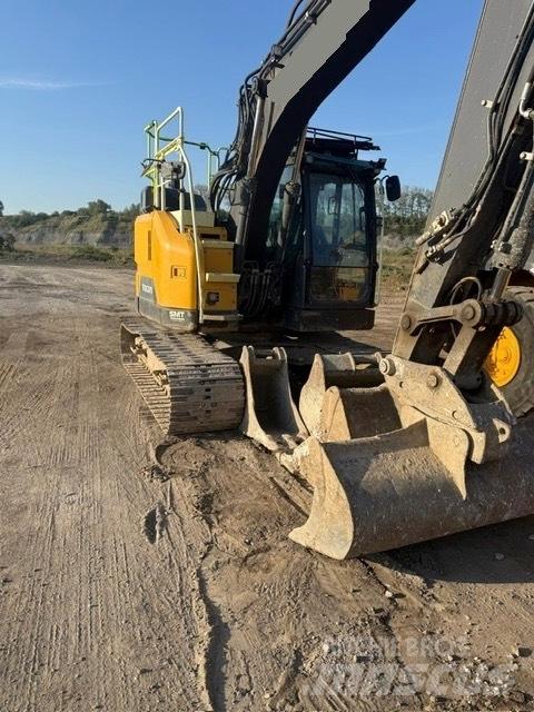 Volvo ECR145EL Paletli ekskavatörler