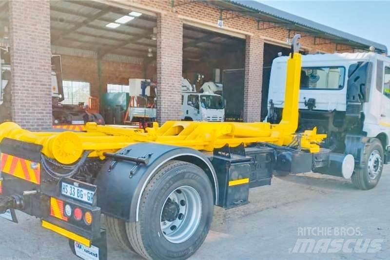 UD PKE 250 Diger kamyonlar