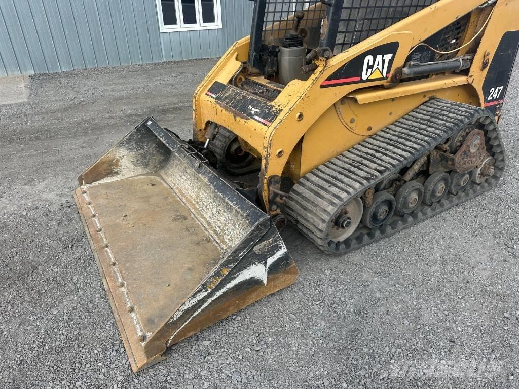CAT 247 Skid steer loderler
