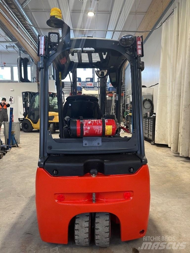 Linde E20L-02 Elektrikli forkliftler