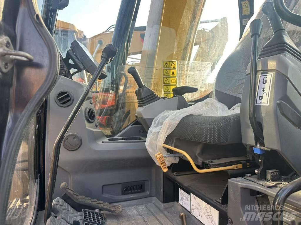CAT 307.5 Mini ekskavatörler, 7 tona dek