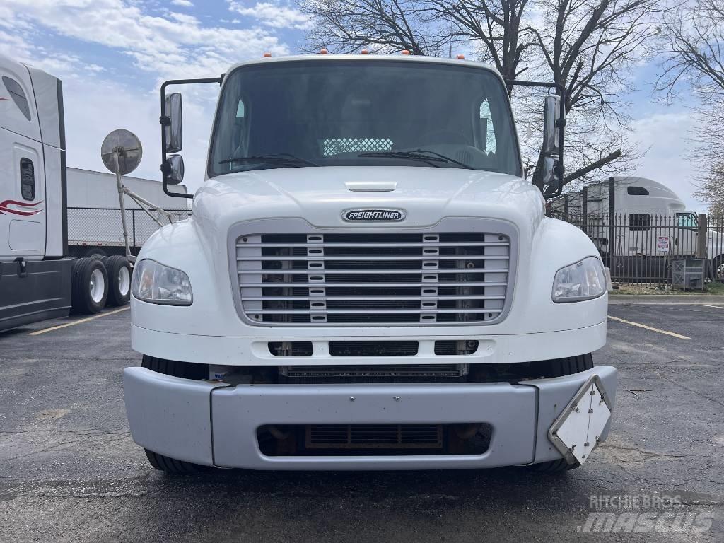 Freightliner M 106 Flatbed kamyonlar