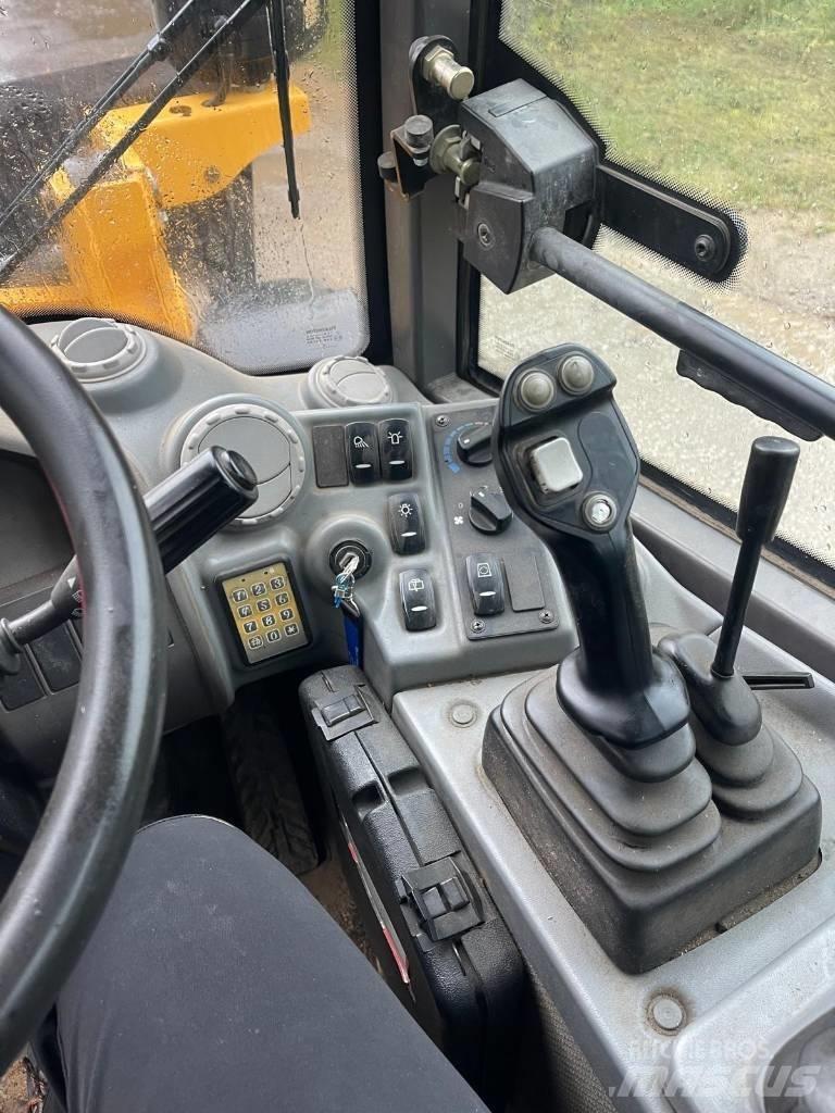 Volvo L 25 Tekerlekli yükleyiciler