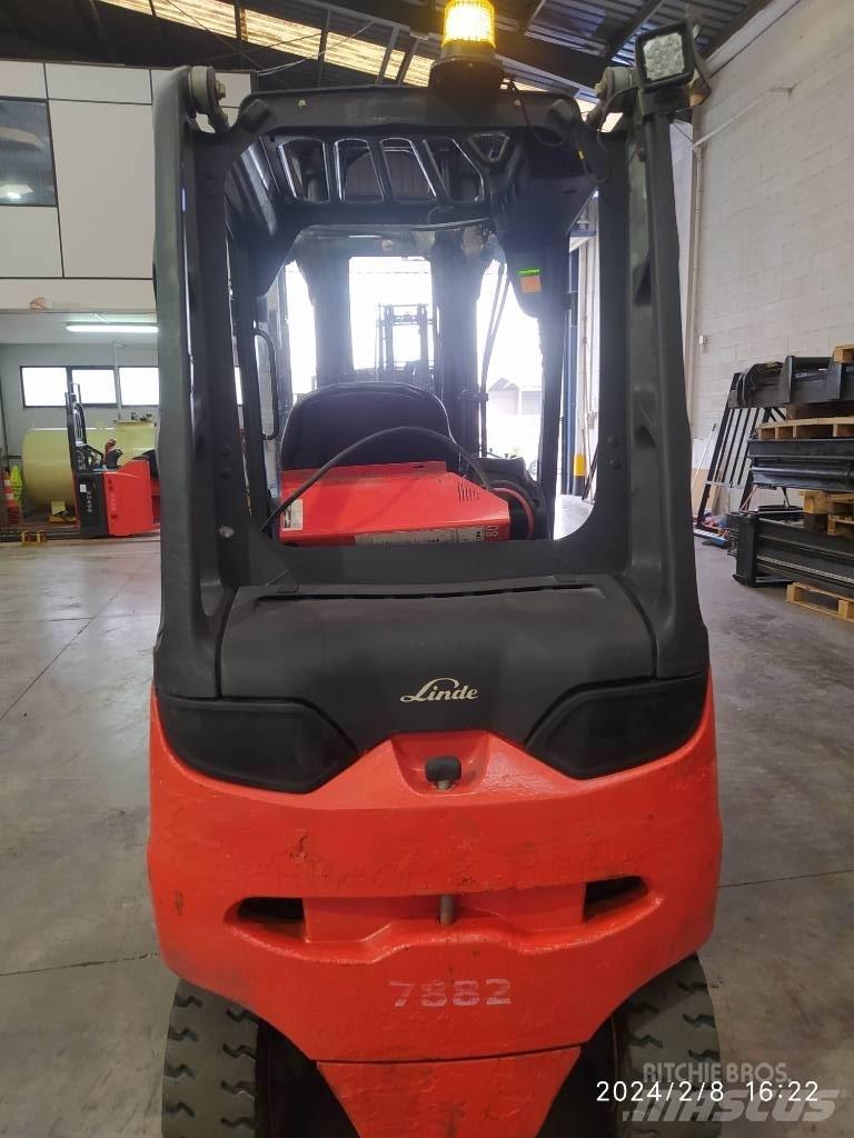 Linde E30/600 Elektrikli forkliftler