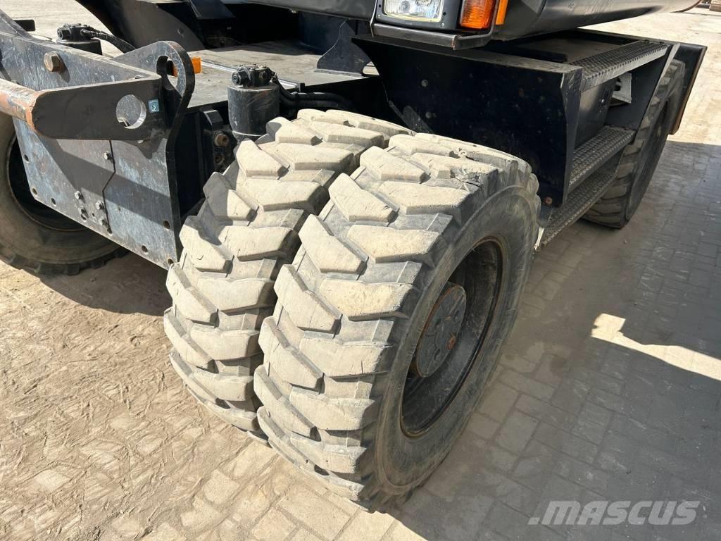 Hitachi ZX 140 W-5B Lastik tekerli ekskavatörler