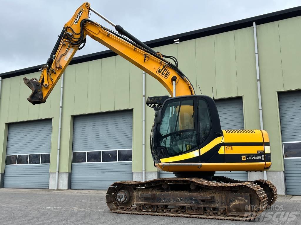 JCB JS 145 HD Paletli ekskavatörler