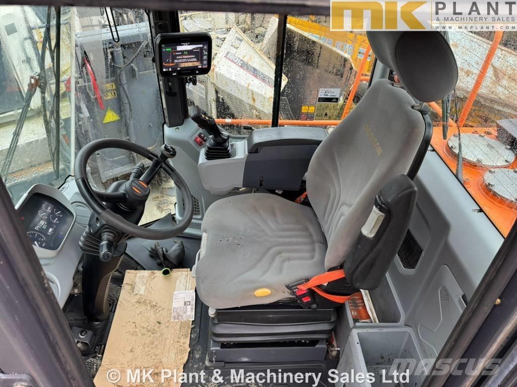 Doosan DL 320-7 Tekerlekli yükleyiciler