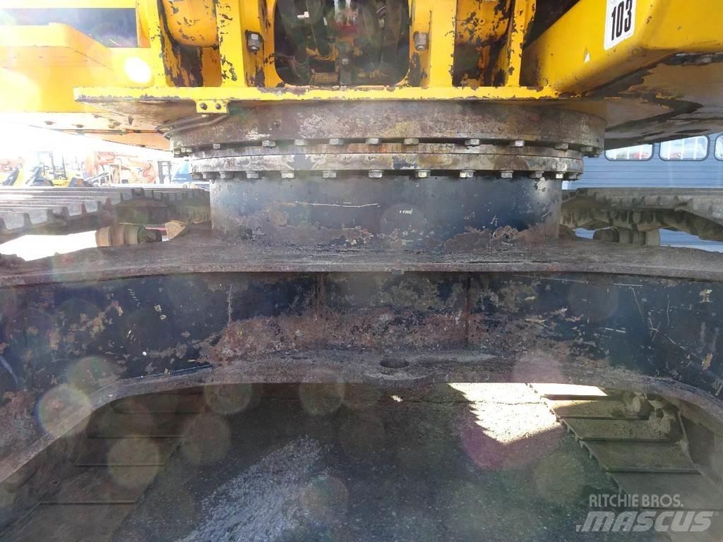 JCB JS180L Paletli ekskavatörler