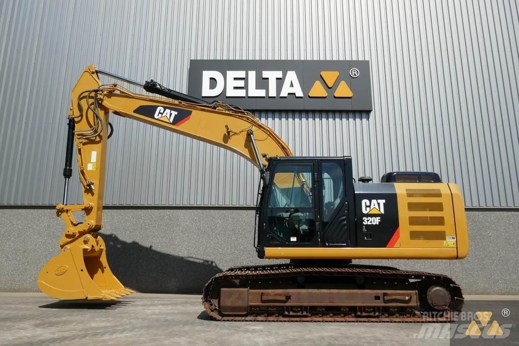 CAT 320FL Paletli ekskavatörler