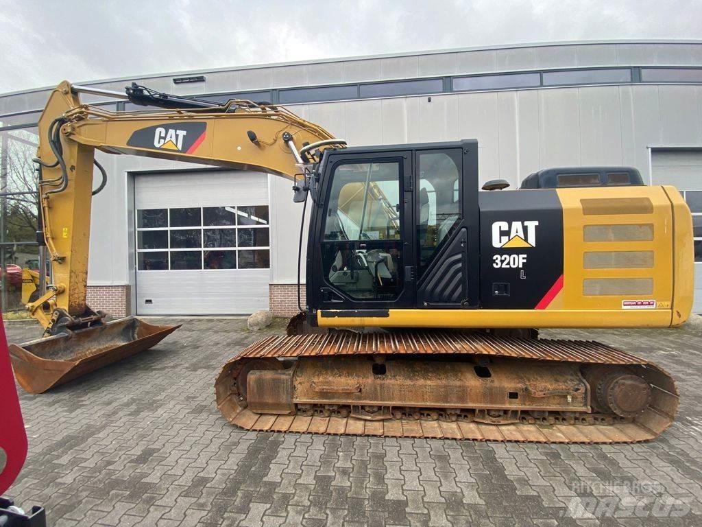 CAT 320 FL Paletli ekskavatörler