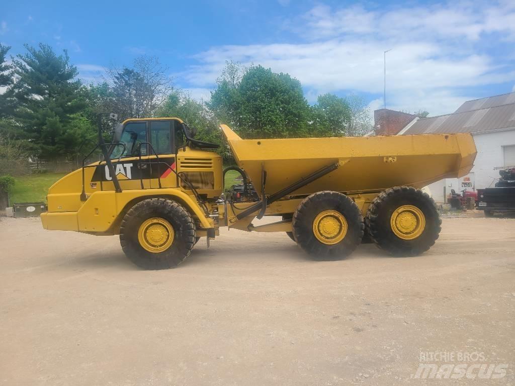 CAT 725 Belden kirma kaya kamyonu