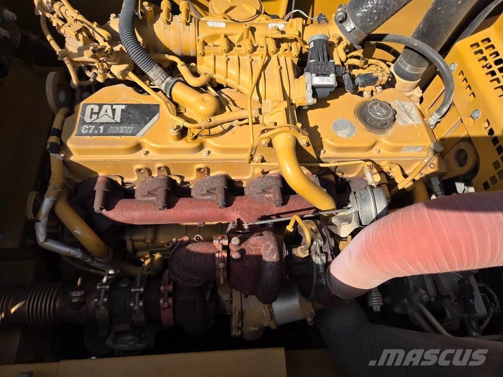 CAT 330FL Paletli ekskavatörler